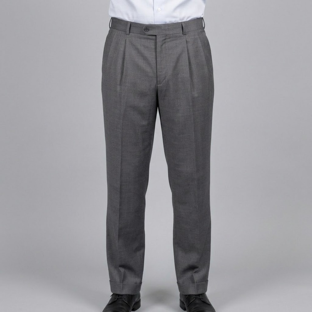 Stafford 11935 Dress Pants Mens 38x32 Gray Polyester Wool Pleated Cuffed EUC